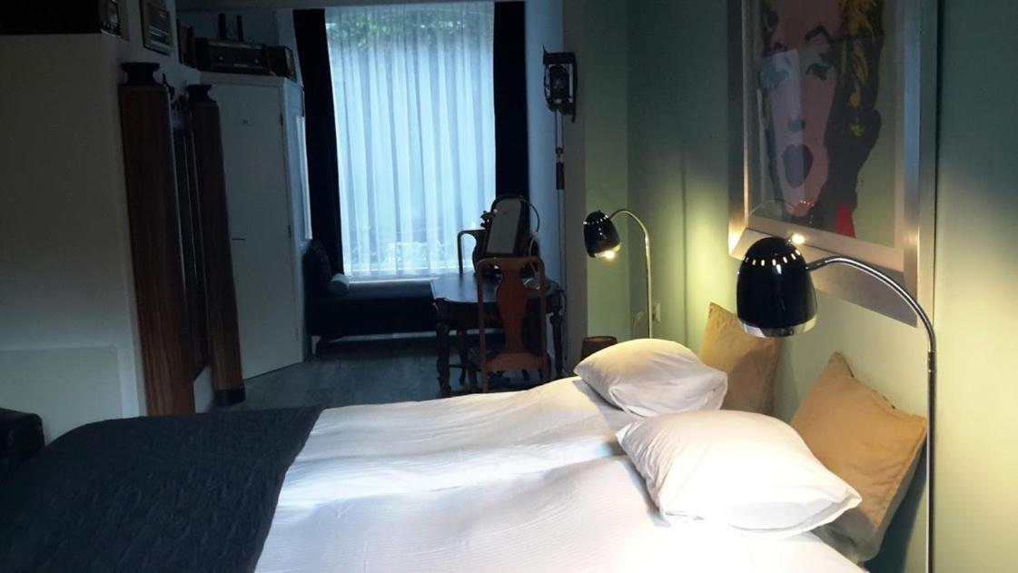 암스테르담 베드&브랙퍼스트 웨스트바이올렛 B&B 외부 사진